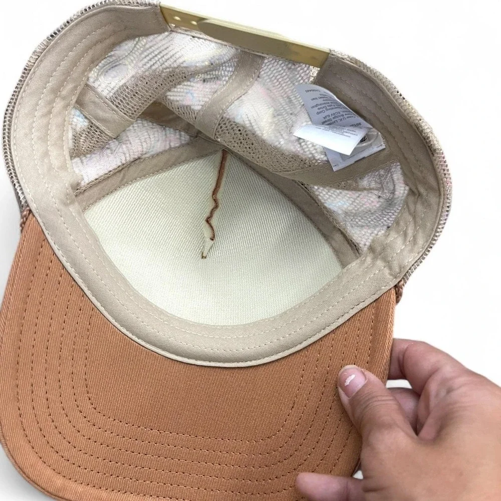 Madewell hat SnapBack new without tags  H68